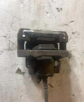 BMW X5 E70 Rear brake caliper 6776787