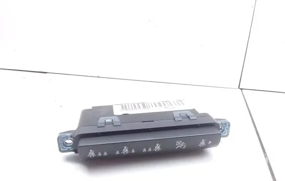 Nissan Qashqai+2 Seat belt warning relay P10075A7711000