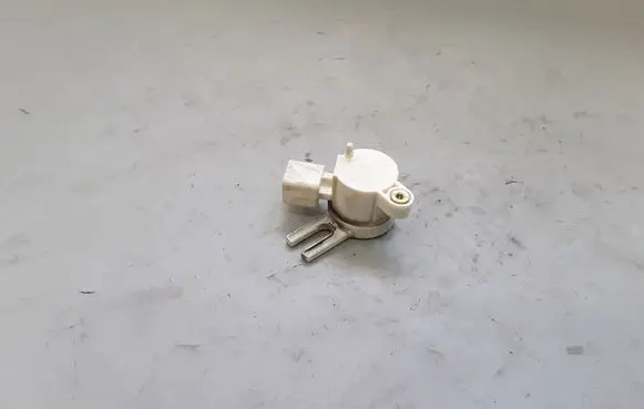 Clutch pedal sensor