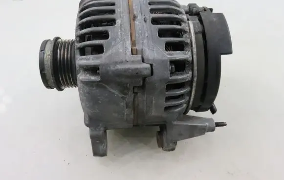 Audi A4 S4 B6 8E 8H Generator/alternator 0124525010 028903029Q