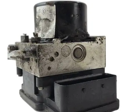Renault Megane III Master brake cylinder 476601563r 10.0212-0466.4 28.5610-5640.3