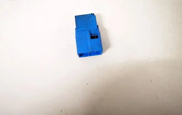 Nissan Almera N16 Other relay 252309f920 4ra007813-03