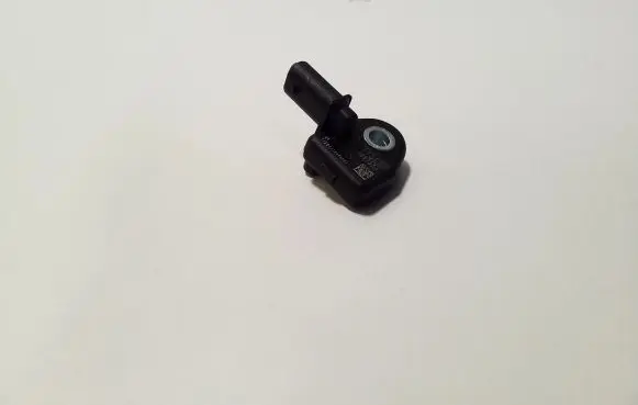 Jeep Cherokee Airbag deployment crash/impact sensor 56038975AA