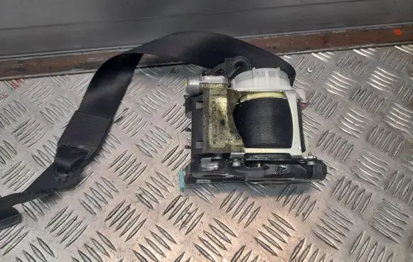 Audi Q5 SQ5 Front seatbelt 3066322 8R1857706N