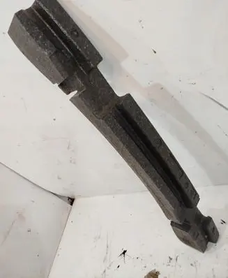 Volkswagen Touareg II Front bumper foam support bar 7P6807256C