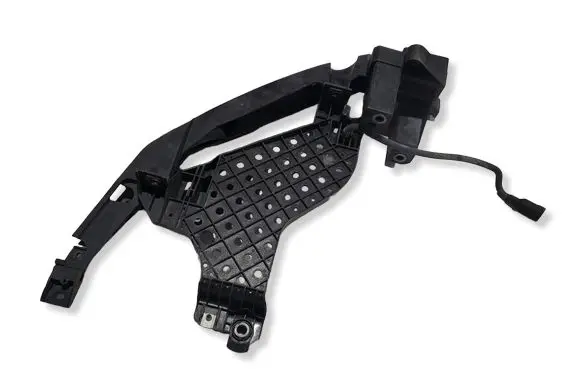 Audi Q3 8U Headlight/headlamp mounting bracket 8U0805608A