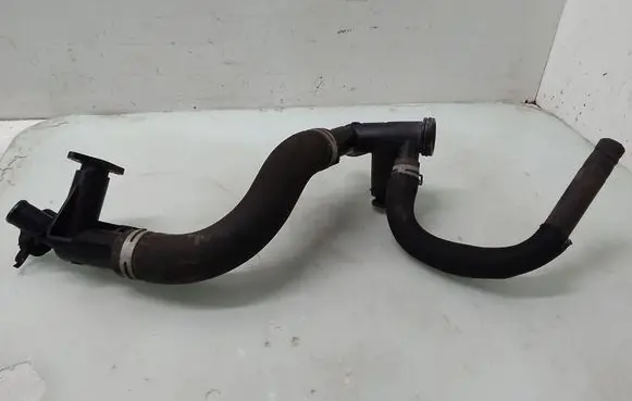 Peugeot 308 Engine coolant pipe/hose 9671124980