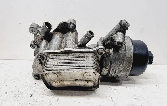 Peugeot 3008 II Oil filter mounting bracket V864374580