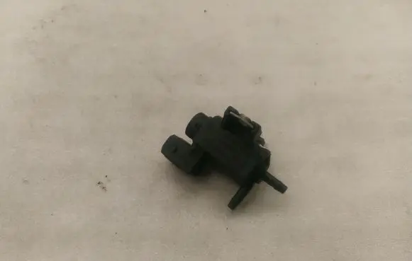 Valve vacuum