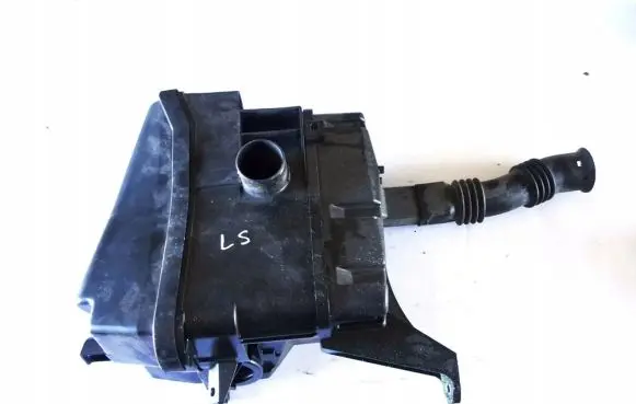 Intake resonator