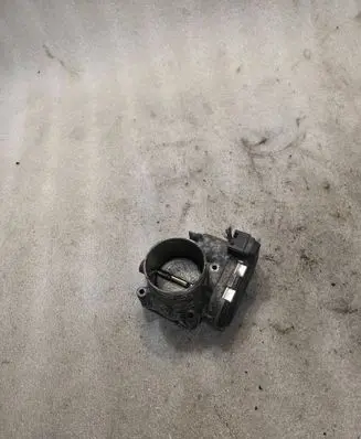 Volvo XC90 Throttle valve 30711554 04W165 0280750131