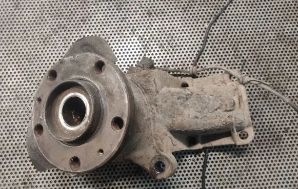 Fiat Ducato Front wheel hub spindle knuckle