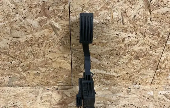 Ford Focus Accelerator throttle pedal 4M519F836AK 6PV00864132