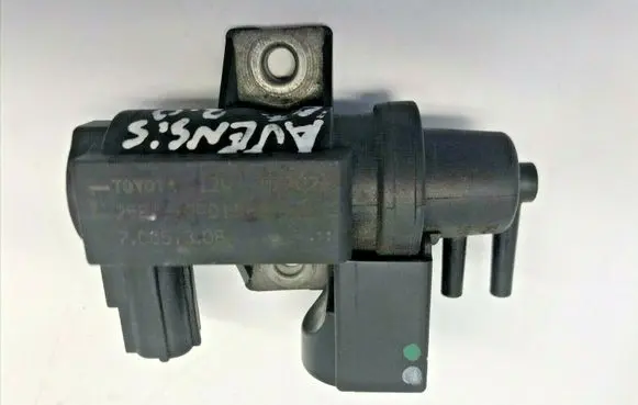 Toyota Avensis T250 Vacuum valve 258190R011