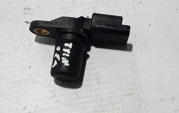 Renault Twingo II Camshaft position sensor 8200033686