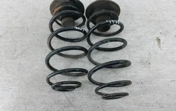 Opel Astra G Rear coil spring 