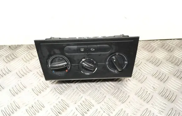 Audi A3 S3 8P Climate control unit 8P0858969