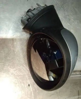Mini One - Cooper Coupe R56 Front door electric wing mirror