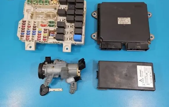 Mitsubishi Colt CZ3 Engine control unit/module ECU 1860115600 IMPRK1577609