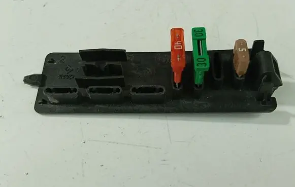 Citroen C4 Grand Picasso Fuse box set 9694466280