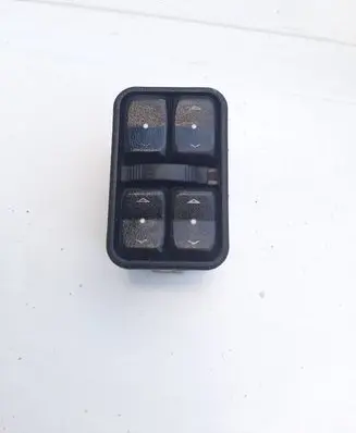 Opel Zafira A Electric window control switch 13363401 90561086