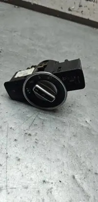 Light switch