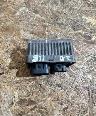 Opel Insignia A Glow plug pre-heat relay 55574293