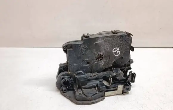 BMW 3 E90 E91 Rear door lock 7229468