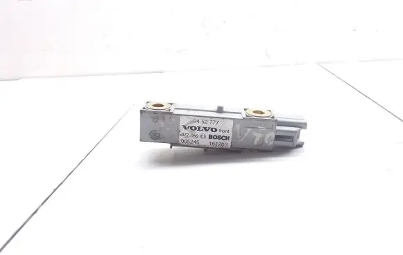 Volvo V70 Airbag deployment crash/impact sensor 9452777 005245