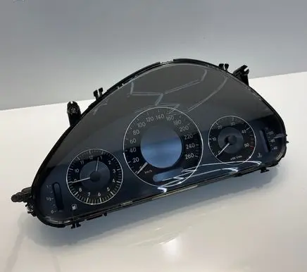 Mercedes-Benz E W211 Speedometer (instrument cluster) A2115408847 110080284035 2115408847