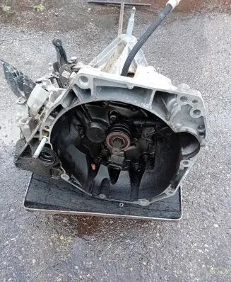 Dacia Dokker Manual 5 speed gearbox JR5377 320108923R A013485