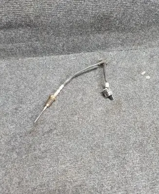 BMW 4 F32 F33 Exhaust gas temperature sensor 8581103 2657009230
