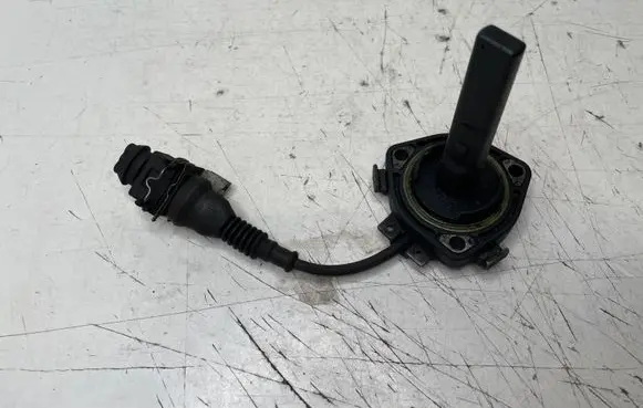 BMW 5 E39 Oil level sensor 1433510
