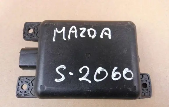Mazda 3 III Blind spot module B61T67Y90D