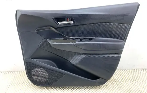 Toyota C-HR I Front door card panel trim