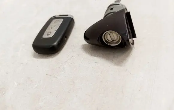 KIA Optima Ignition key/card 