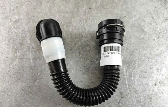 Tesla Model Y Electric car engine cooling hoses/pipes 163159700b