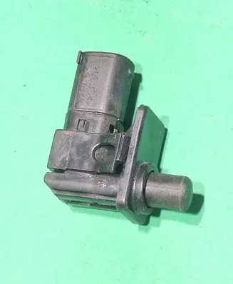 BMW X3 E83 Bonnet alarm switch sensor 8352229