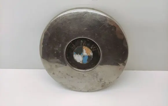 BMW 5 E12 Original wheel cap 