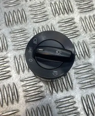 Volkswagen Touran I Light switch 1T0941431T