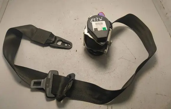 Audi Q7 4L Front seatbelt 606728300 008R000 C31033