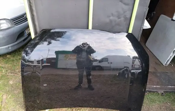Audi Q2 - Engine bonnet/hood