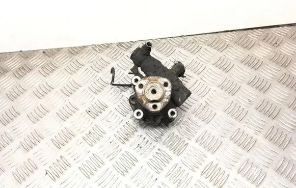 Volkswagen Caddy Power steering pump 2K0422154