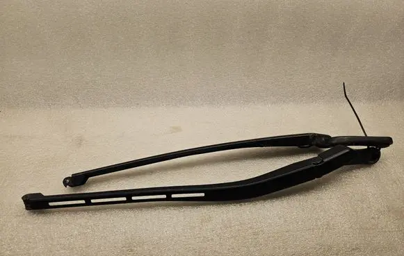 Audi A6 Allroad C5 Front wiper blade arm 4B1955408D 4B1955407D
