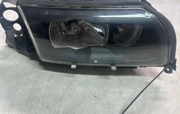 Volvo S80 Headlight/headlamp 30655902 89008802