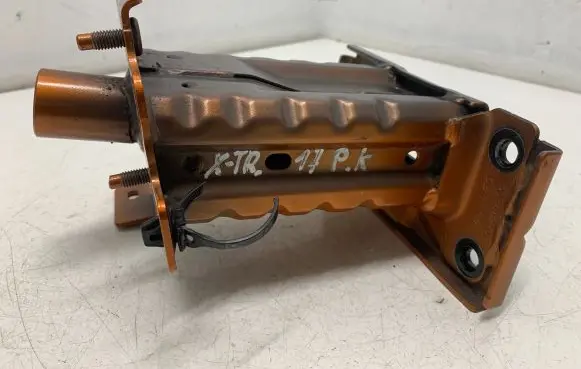 Nissan X-Trail T32 Front bumper support beam 50342201 50342501