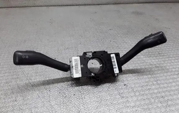 Volkswagen PASSAT B5 Wiper turn signal indicator stalk/switch 8L0953513G