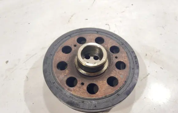 BMW X3 F25 Crankshaft pulley 8512072