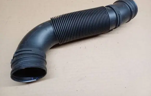 Skoda Scala Air intake duct part 2Q0129618A