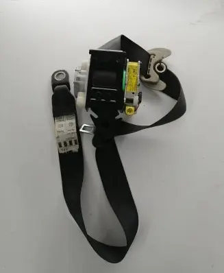 Toyota Corolla E140 E150 Front seatbelt 1046749